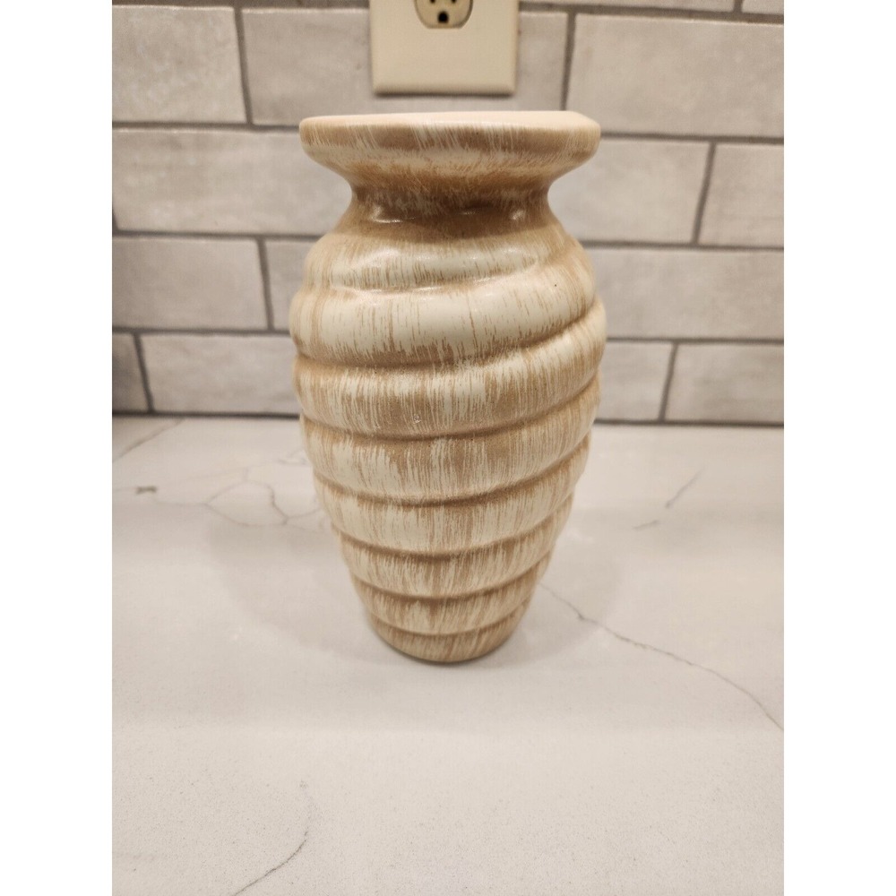 Vintage Haeger 2001 Bee Hive Swirl 8" Vase 610-78 Cream/Tan Pattern